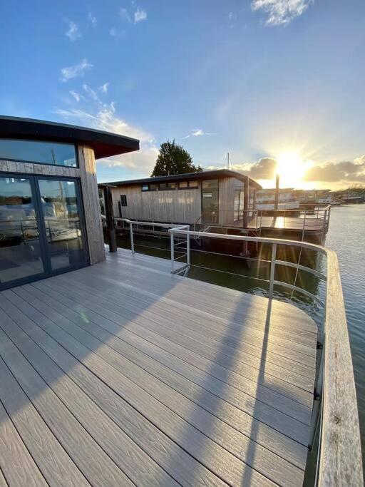 Houseboat Eleuthera Bembridge Dış mekan fotoğraf